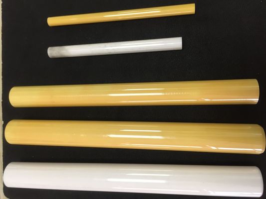Le yttrium a stabilisé 1300HV la zircone blanche Rods en céramique Rod en céramique poreux
