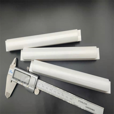 Bloc en céramique de zircone anticorrosion isolant avec la dureté élevée